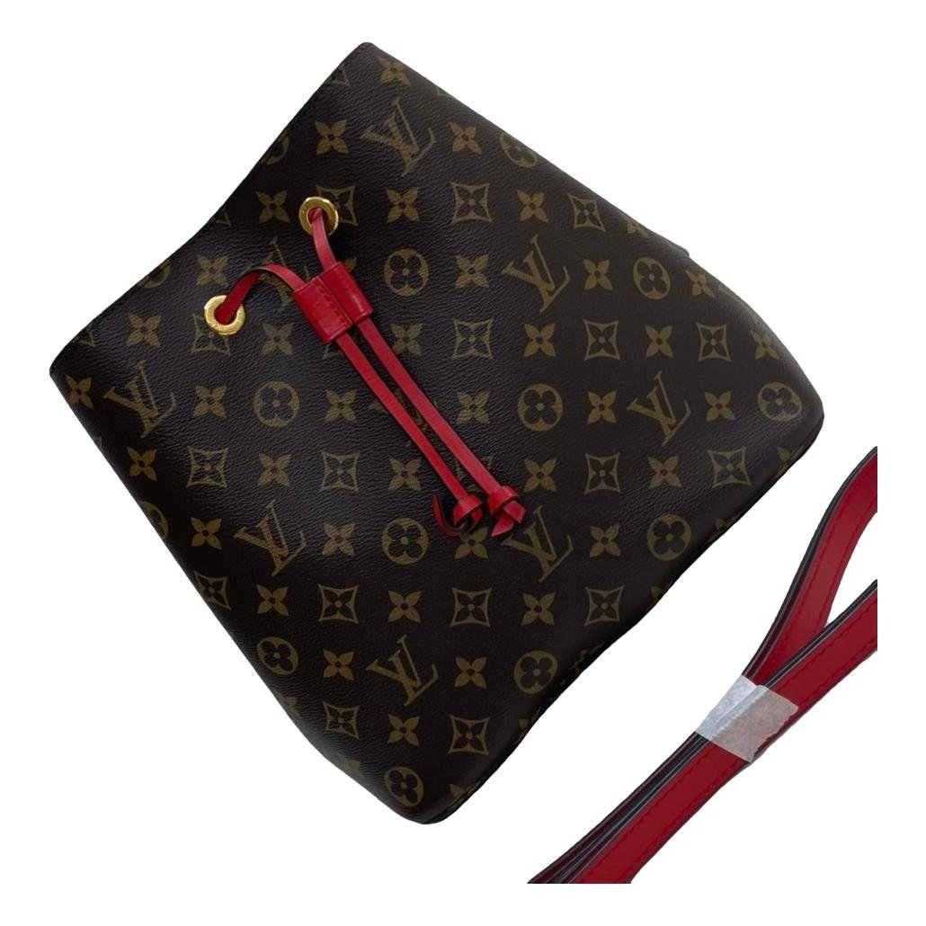 NéoNoé leather handbag