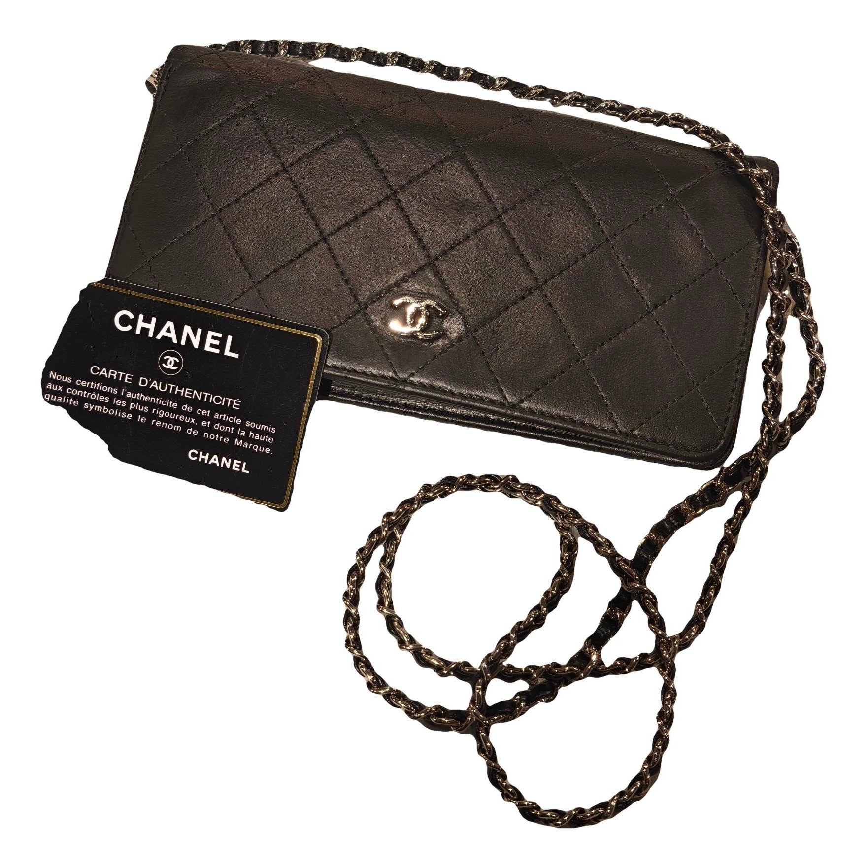 Wallet On Chain Timeless/Classique leather crossbody bag