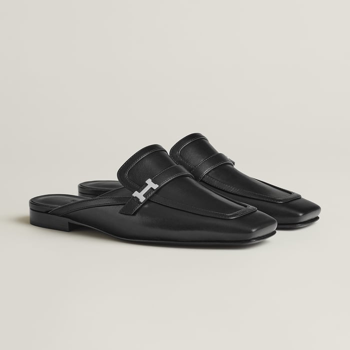 Noir Mules Groupie