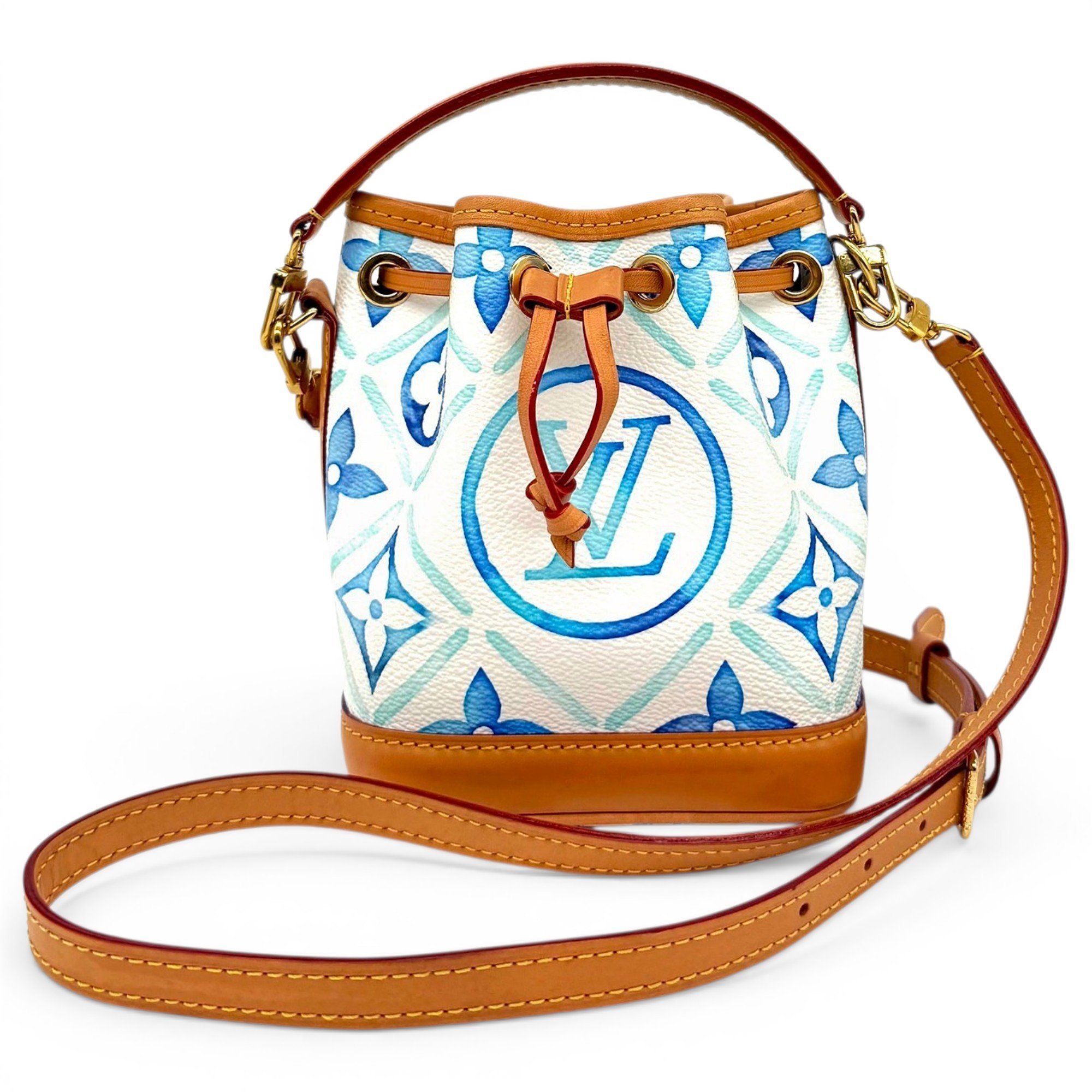 Nano Noé leather handbag