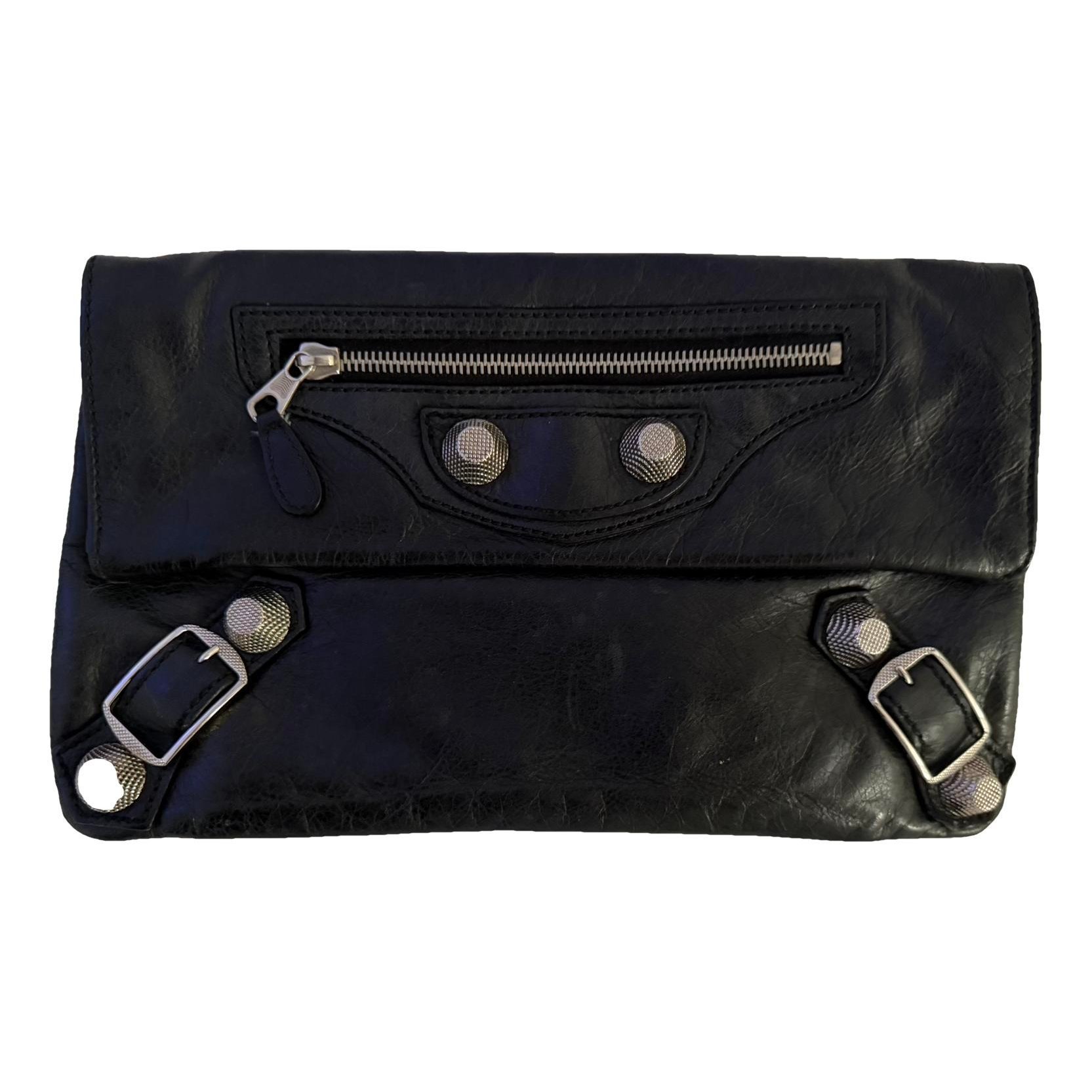 Envelop leather clutch bag