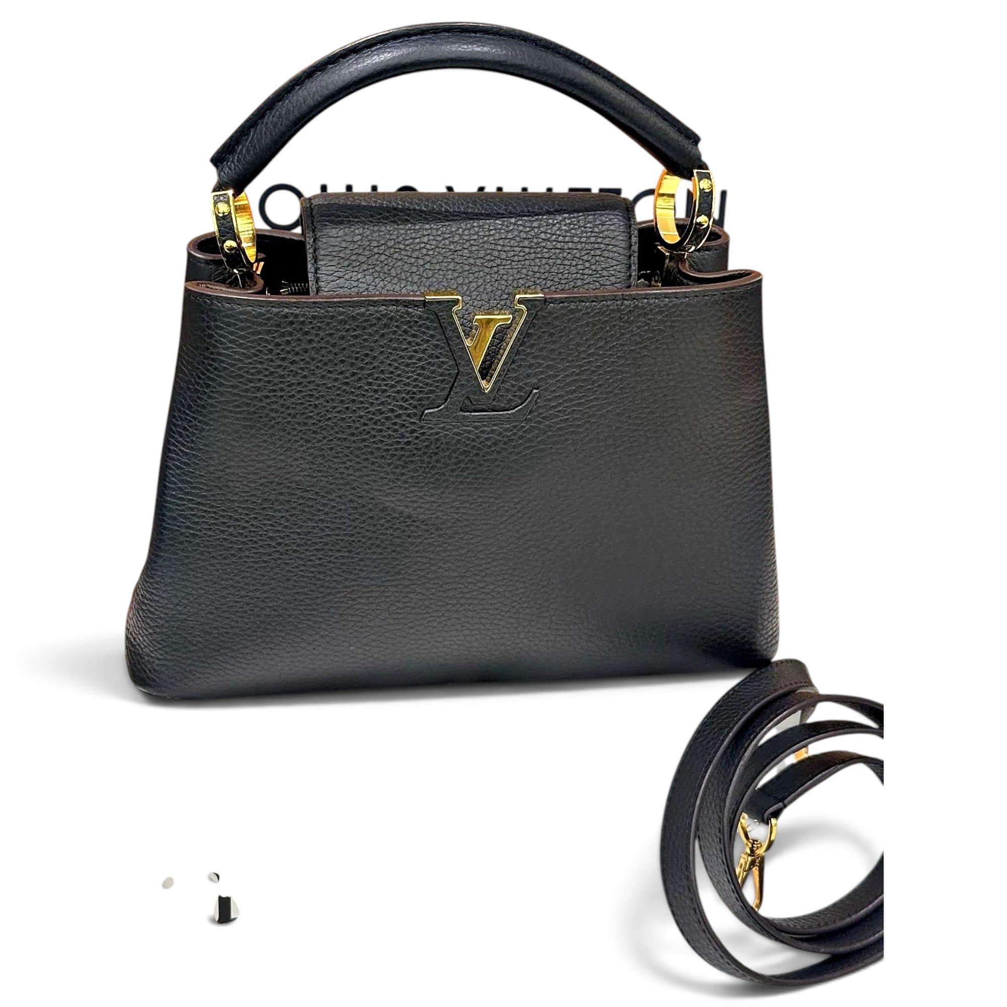 Capucines leather handbag