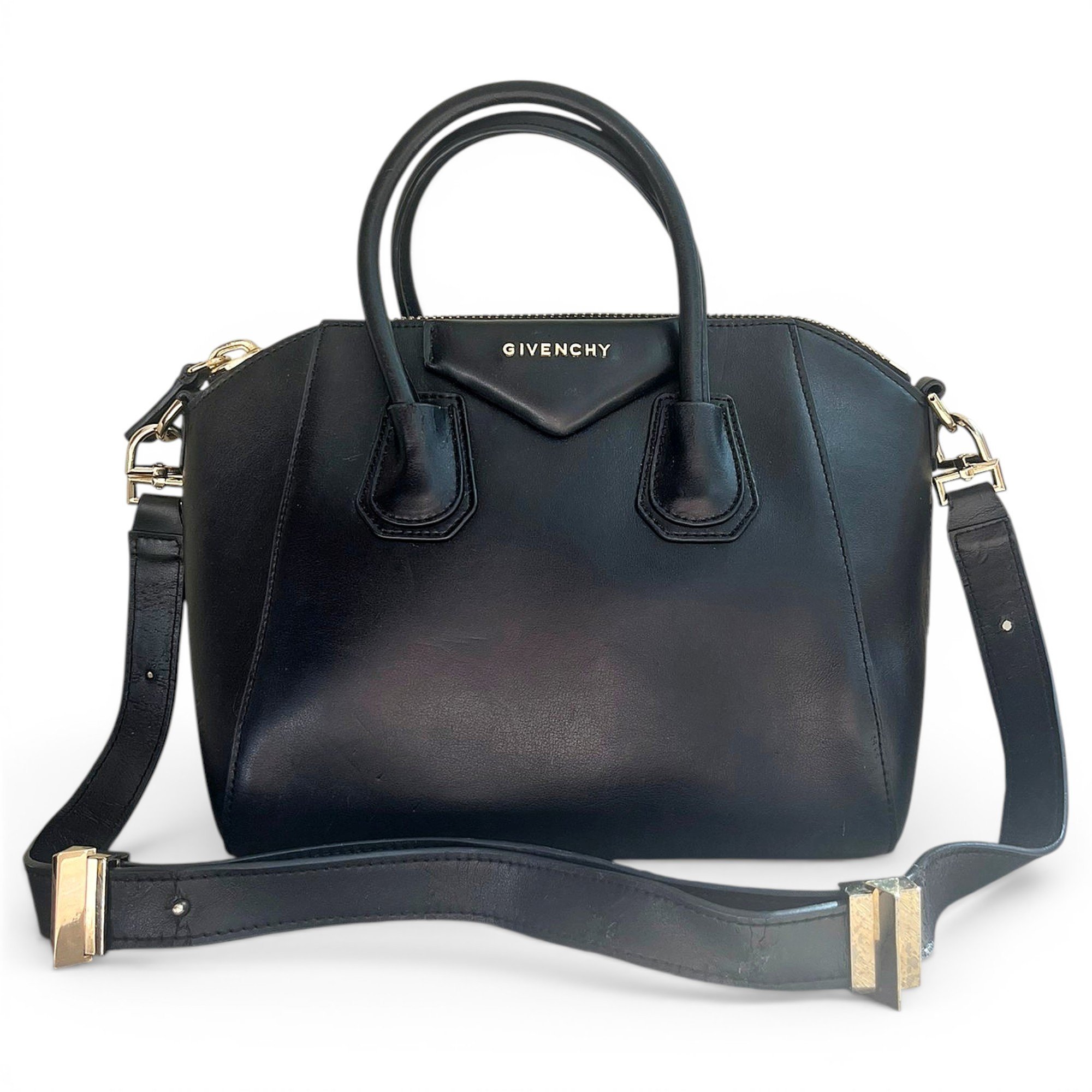 Antigona leather handbag