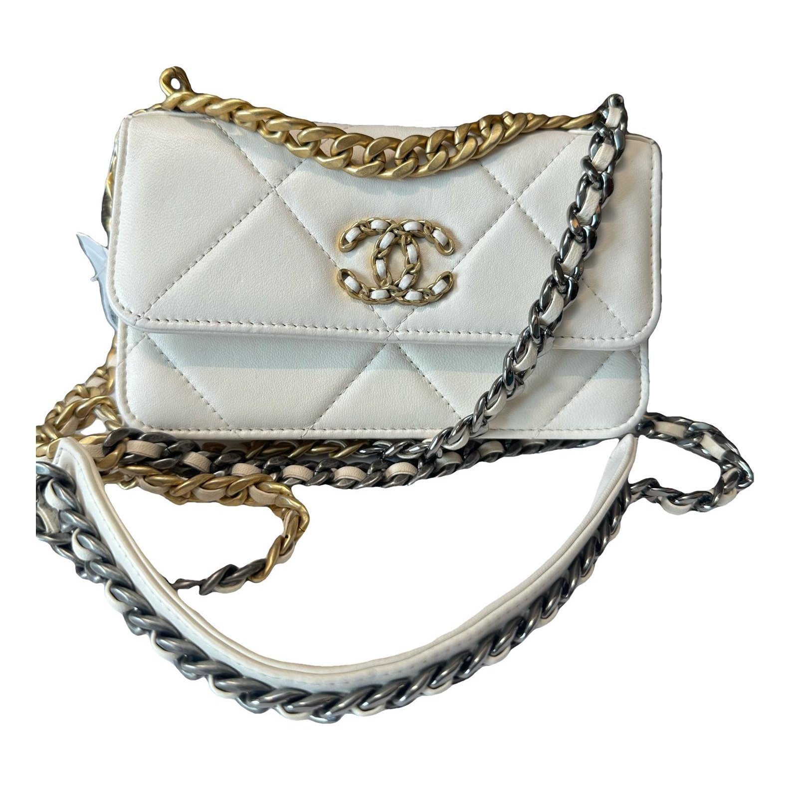 Wallet On Chain Chanel 19 leather handbag