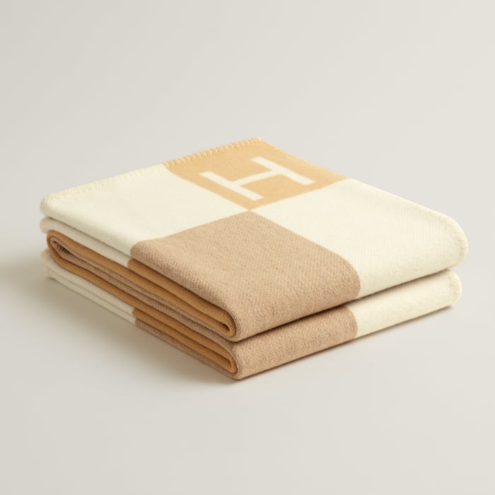 Tisane Avalon Vibration Throw Blanket