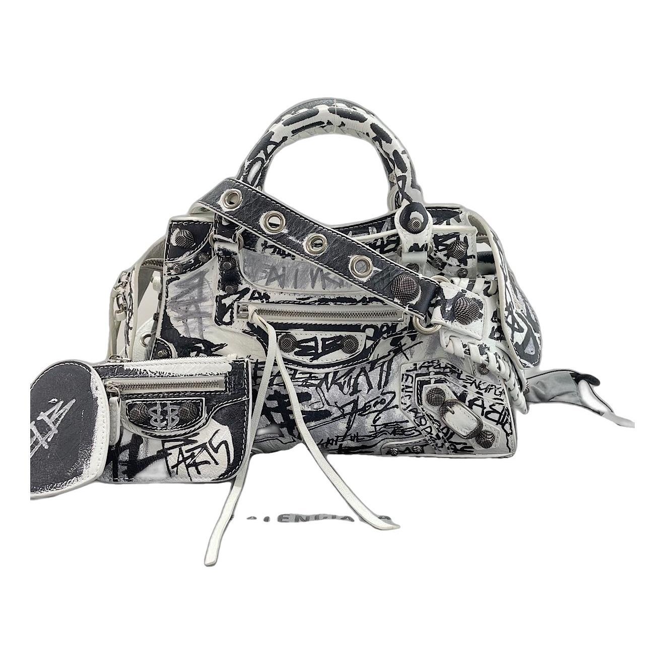 Le Cagole leather handbag