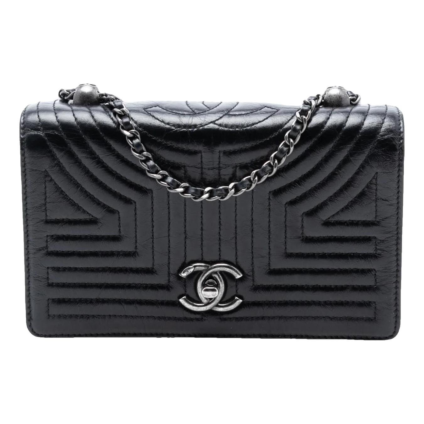 Timeless/Classique leather crossbody bag