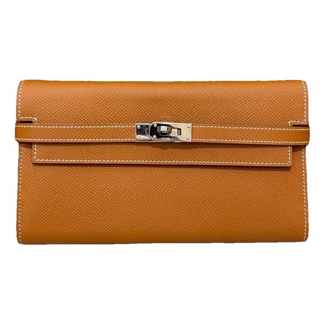 Kelly to go leather clutch bag