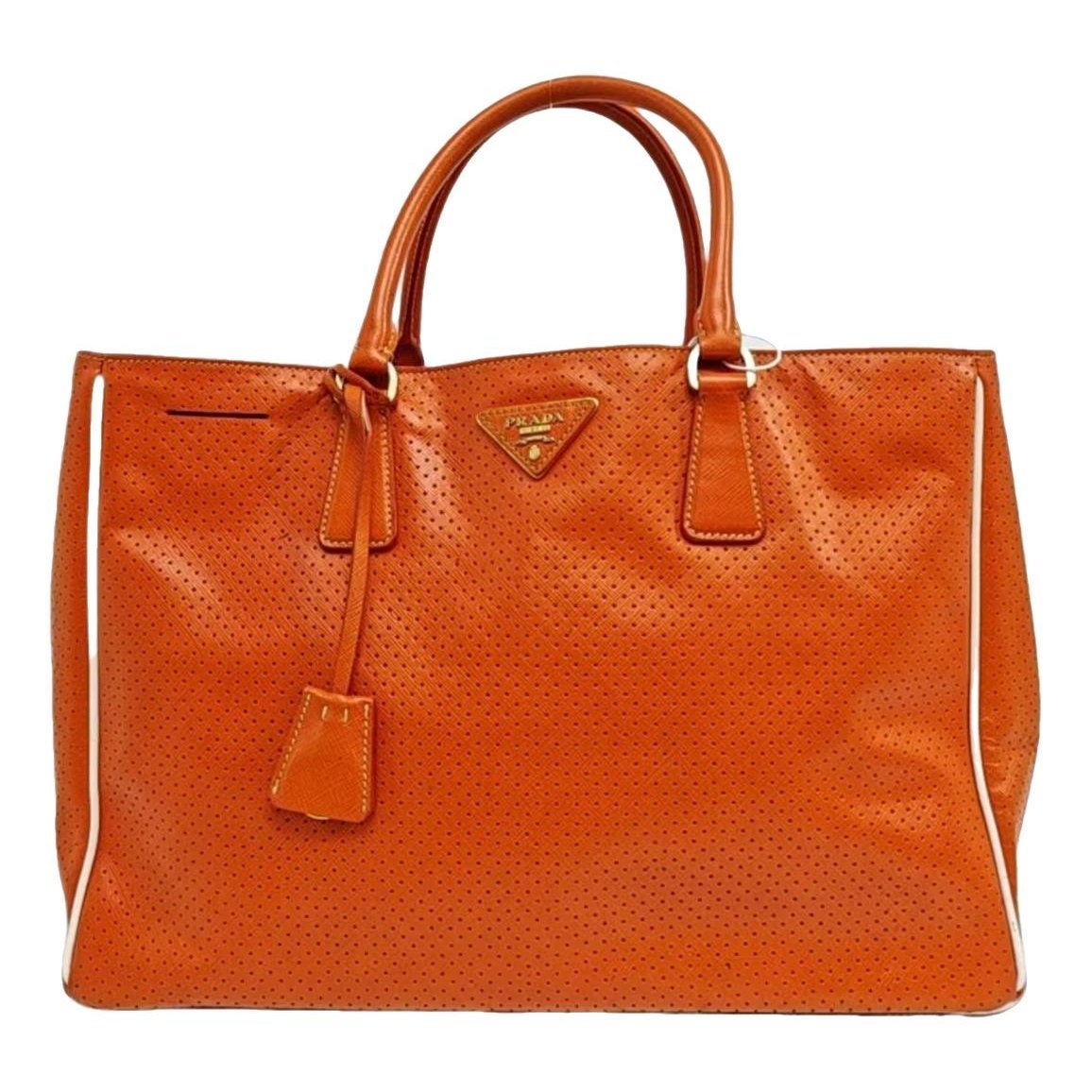Galleria leather tote