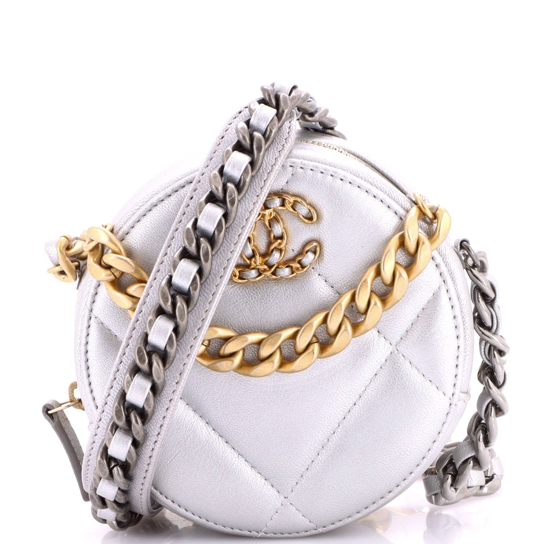 19 Round Clutch with Chain Quilted Leather