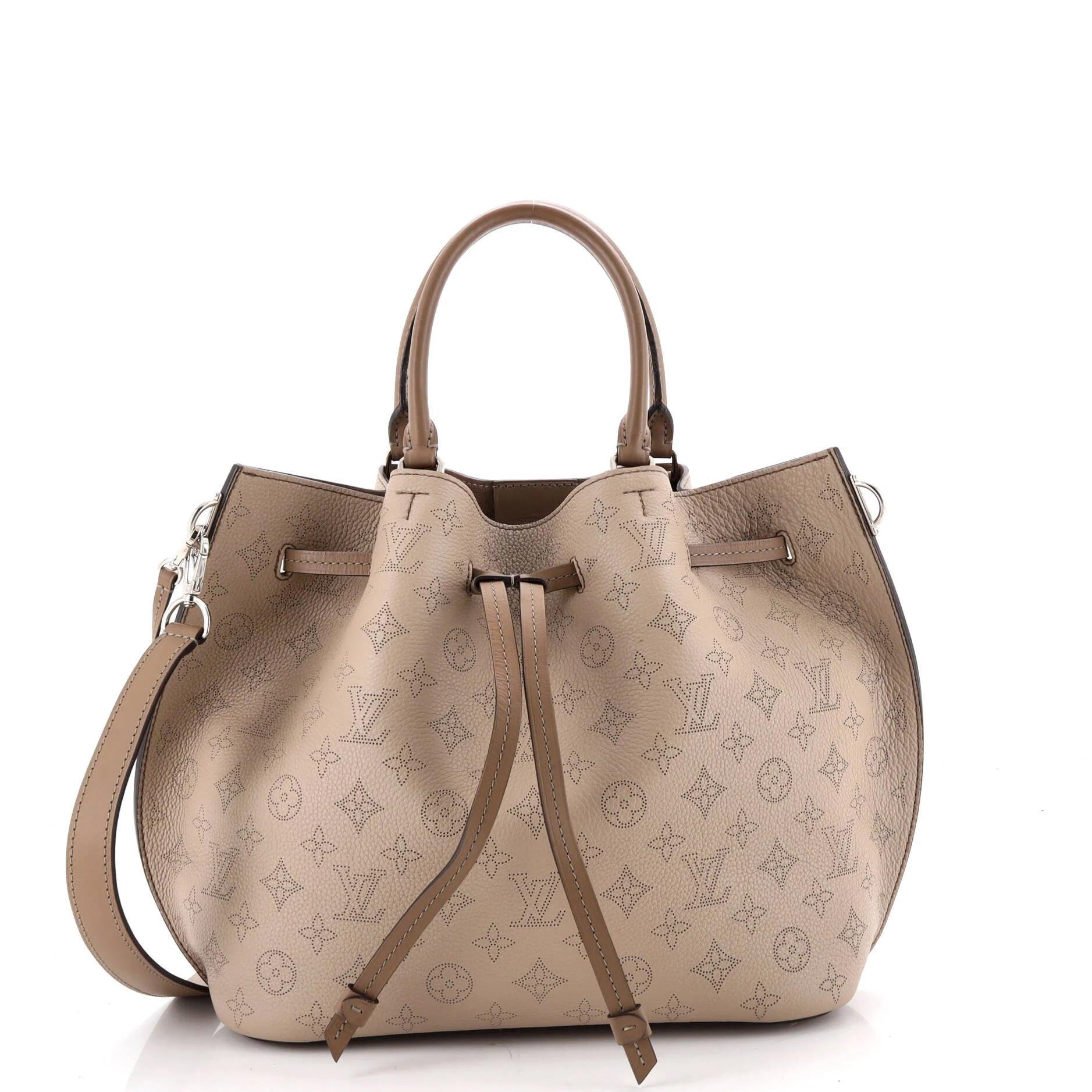 Leather tote