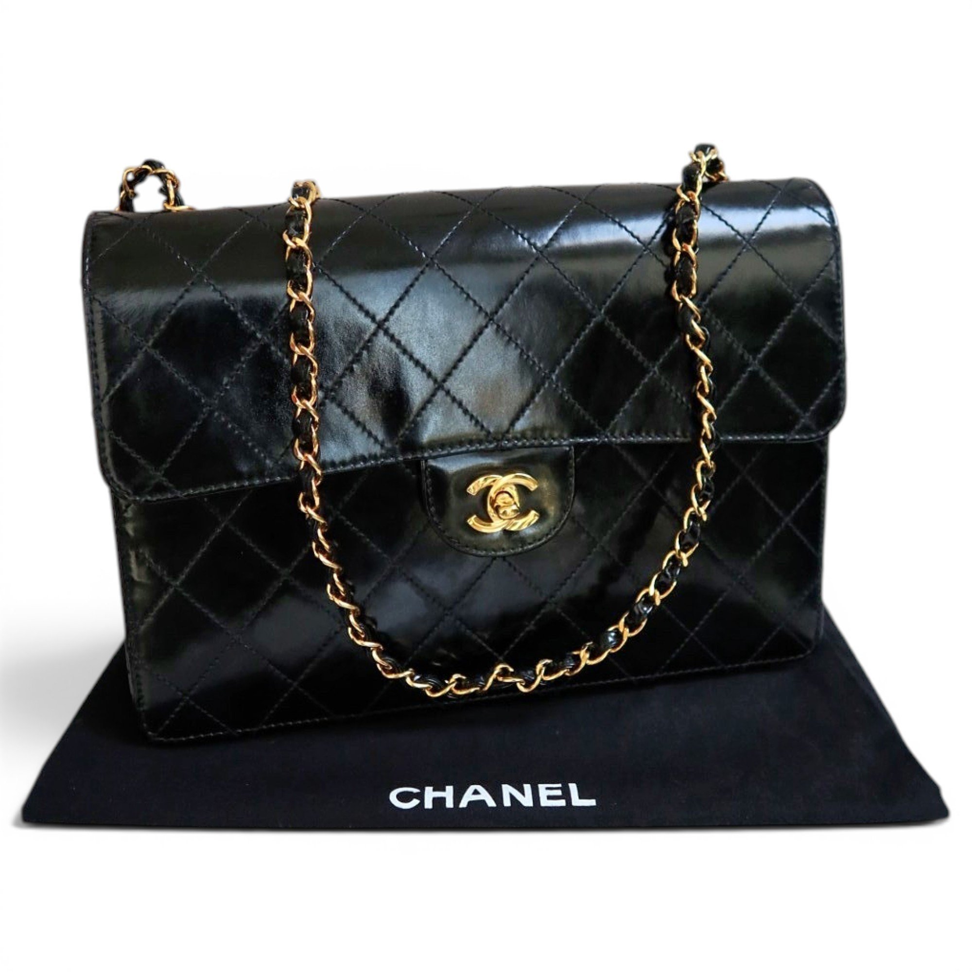 Timeless/Classique patent leather crossbody bag