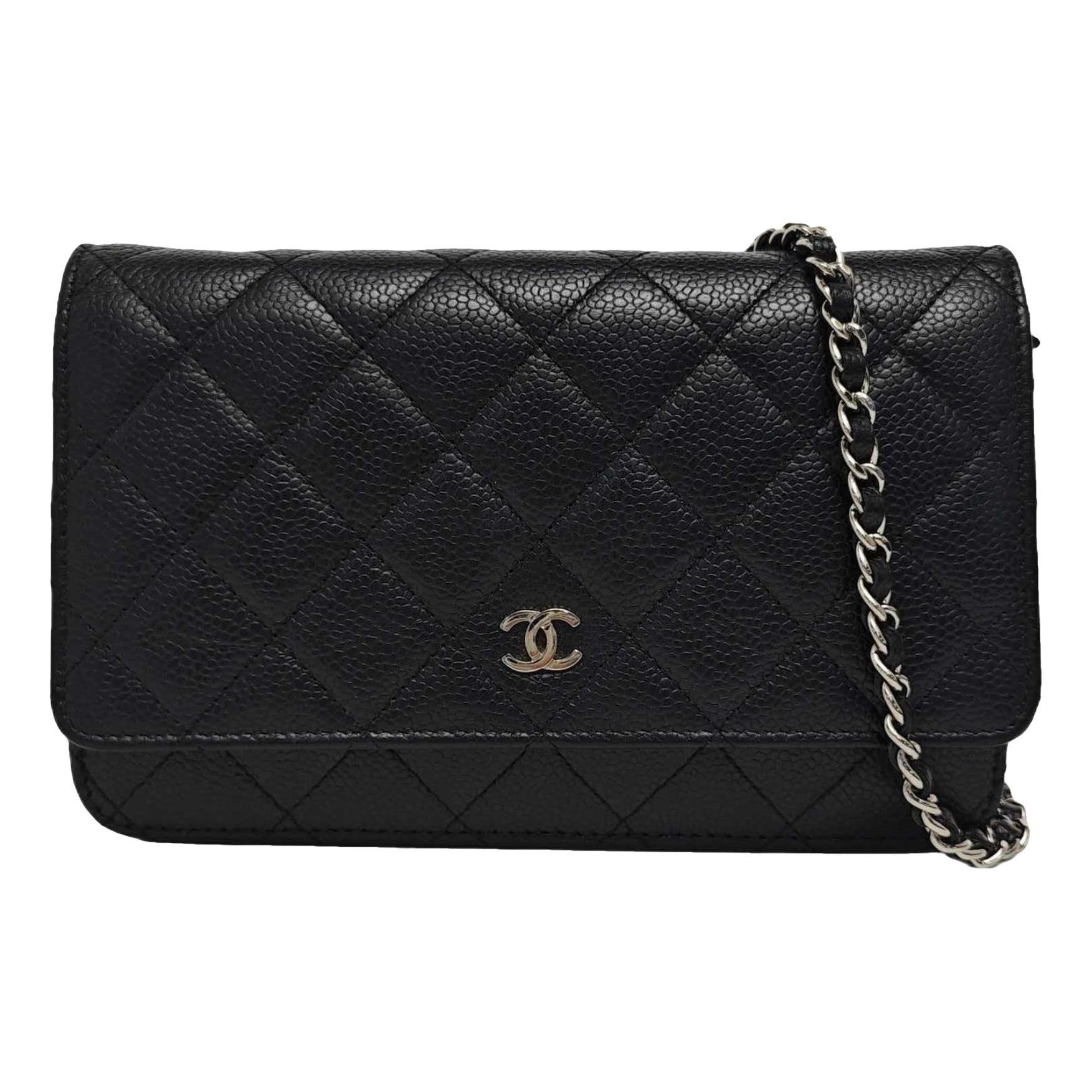 Wallet On Chain Timeless/Classique leather crossbody bag