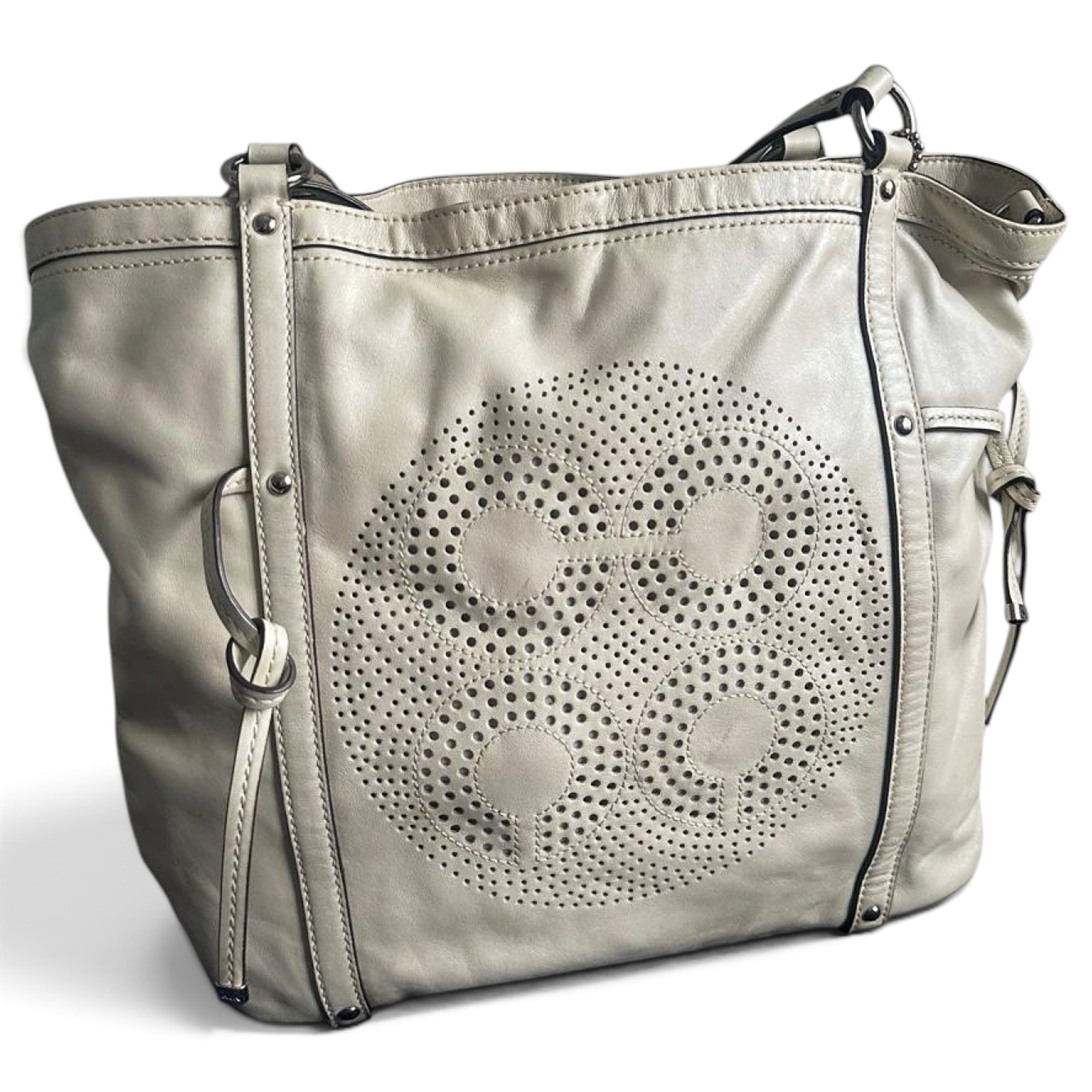 Leather tote