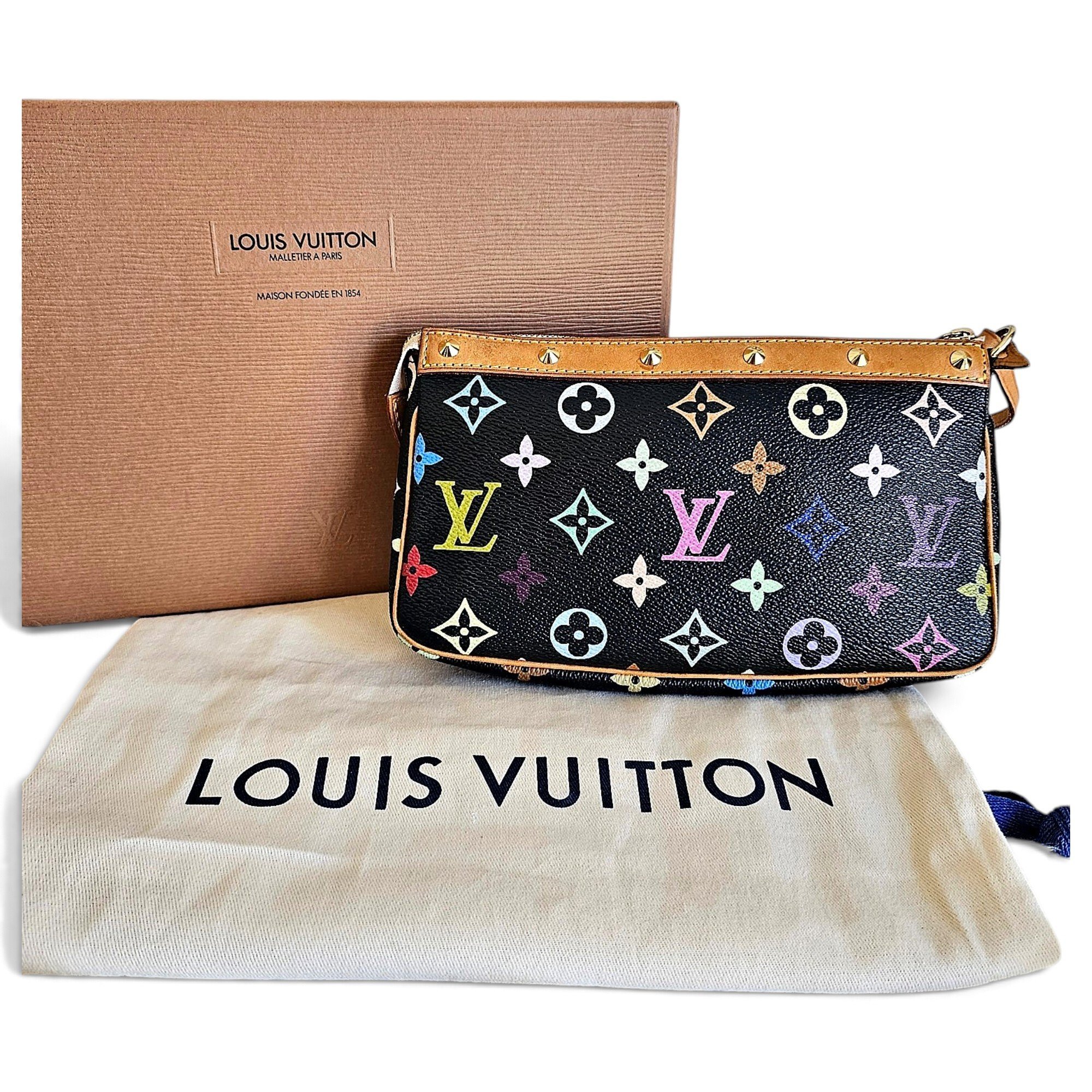 Pochette Accessoire leather handbag