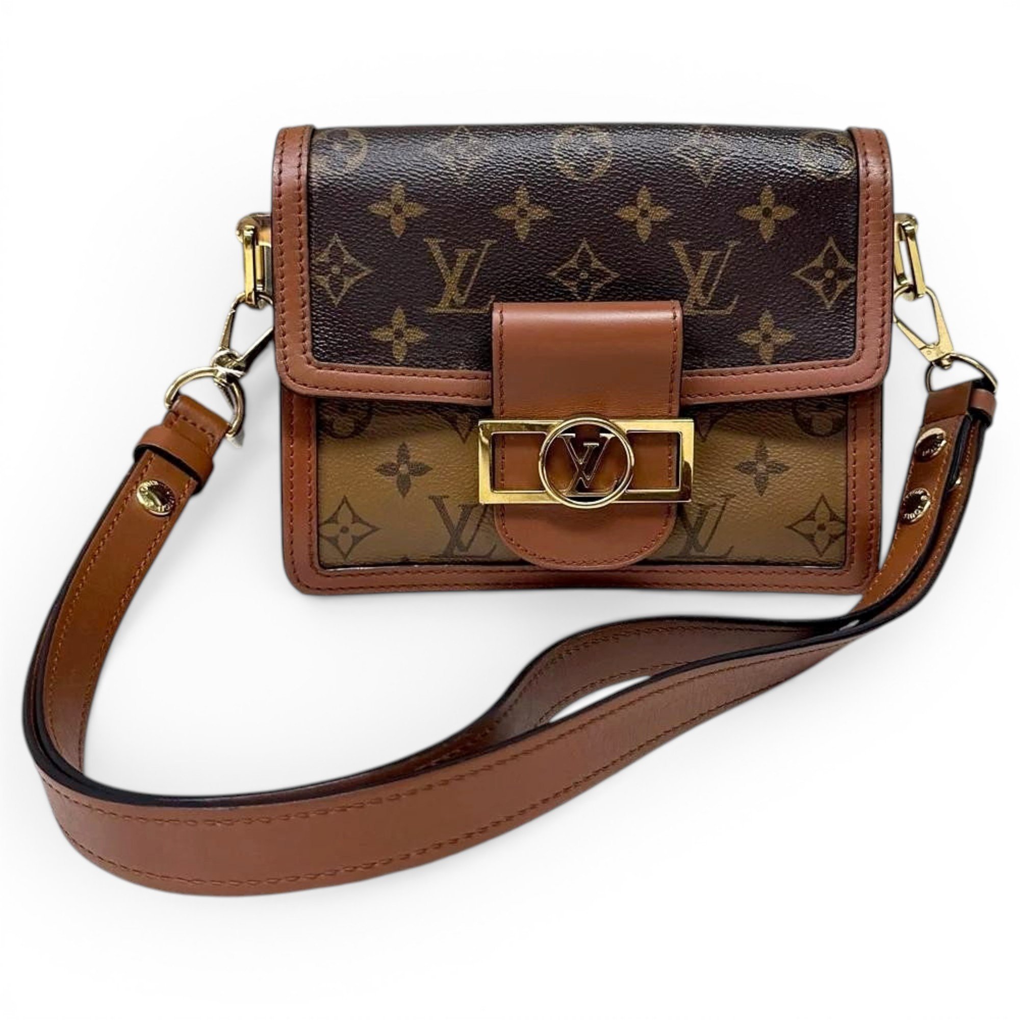 Dauphine leather crossbody bag