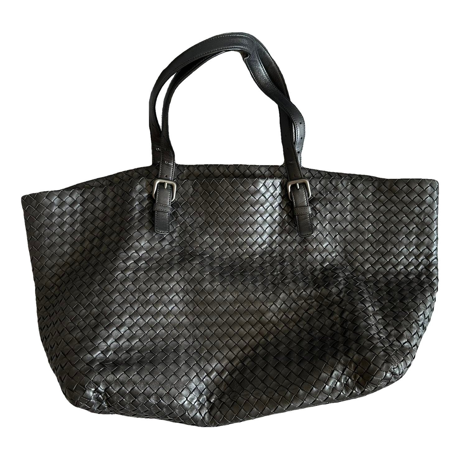 Fourre-Tout leather handbag