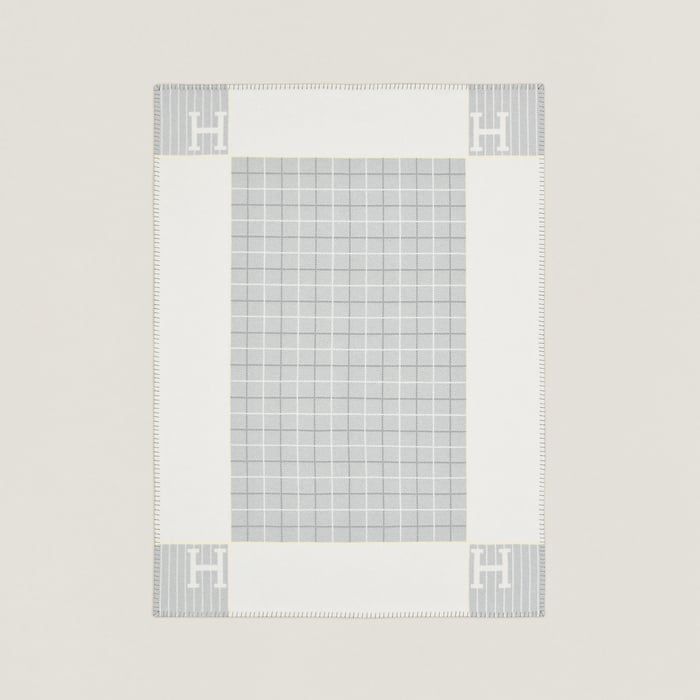 Gris Perle Avalon Cabriole Blanket
