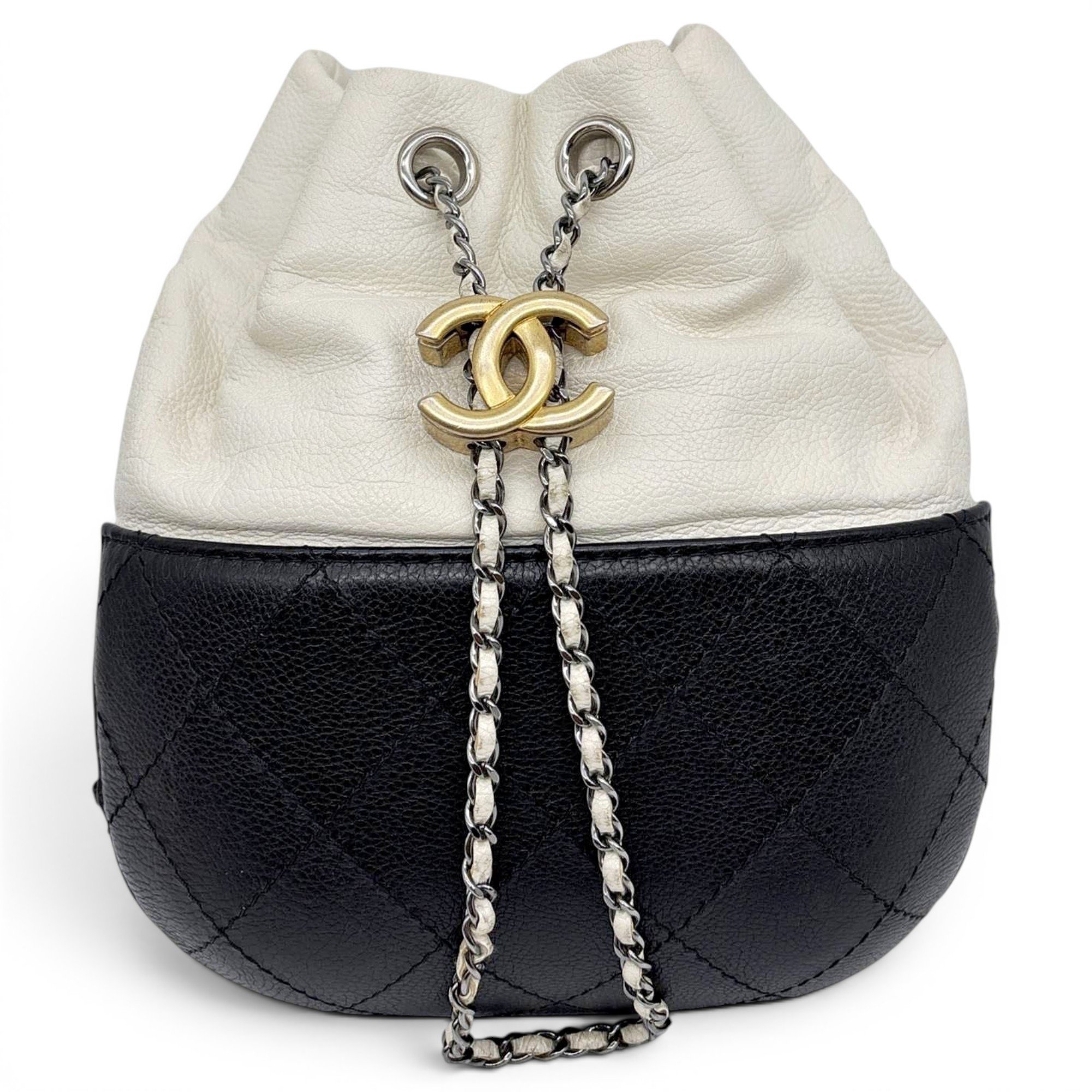 Gabrielle Bucket leather crossbody bag