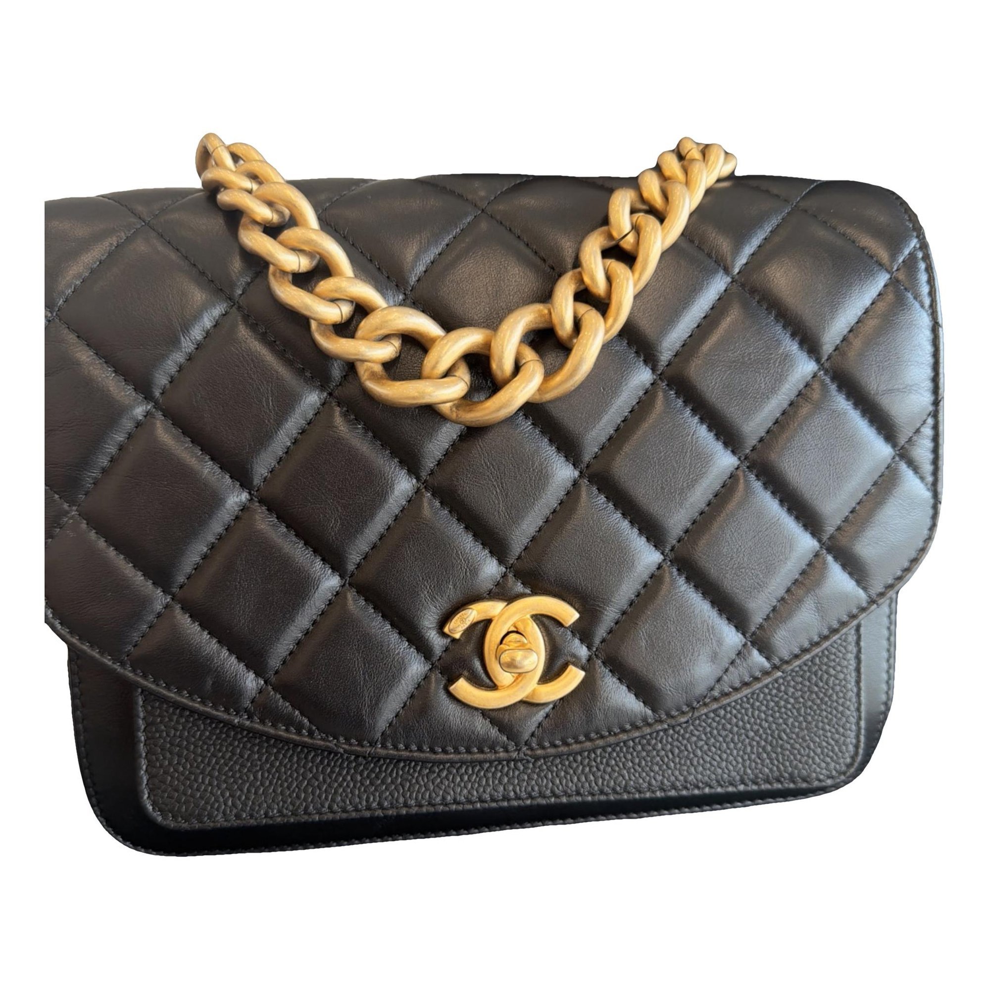 Timeless/Classique leather crossbody bag