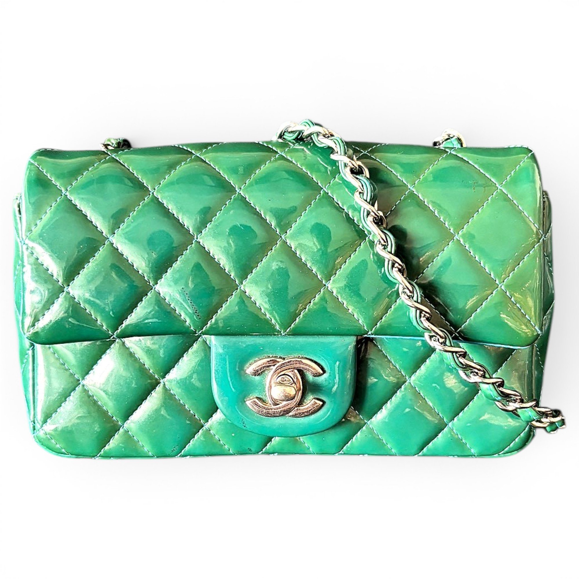 Timeless/Classique patent leather handbag