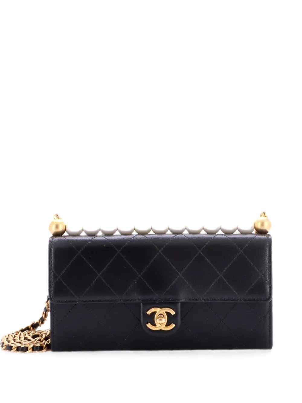 Chic Pearls Clutch with Chain Quilted Goatskin crossbody bag