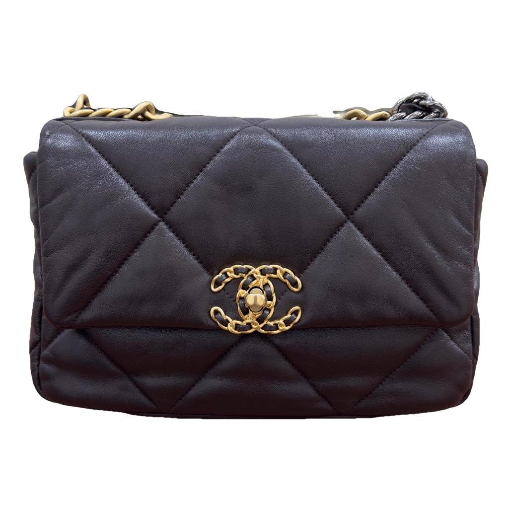Chanel 19 leather handbag