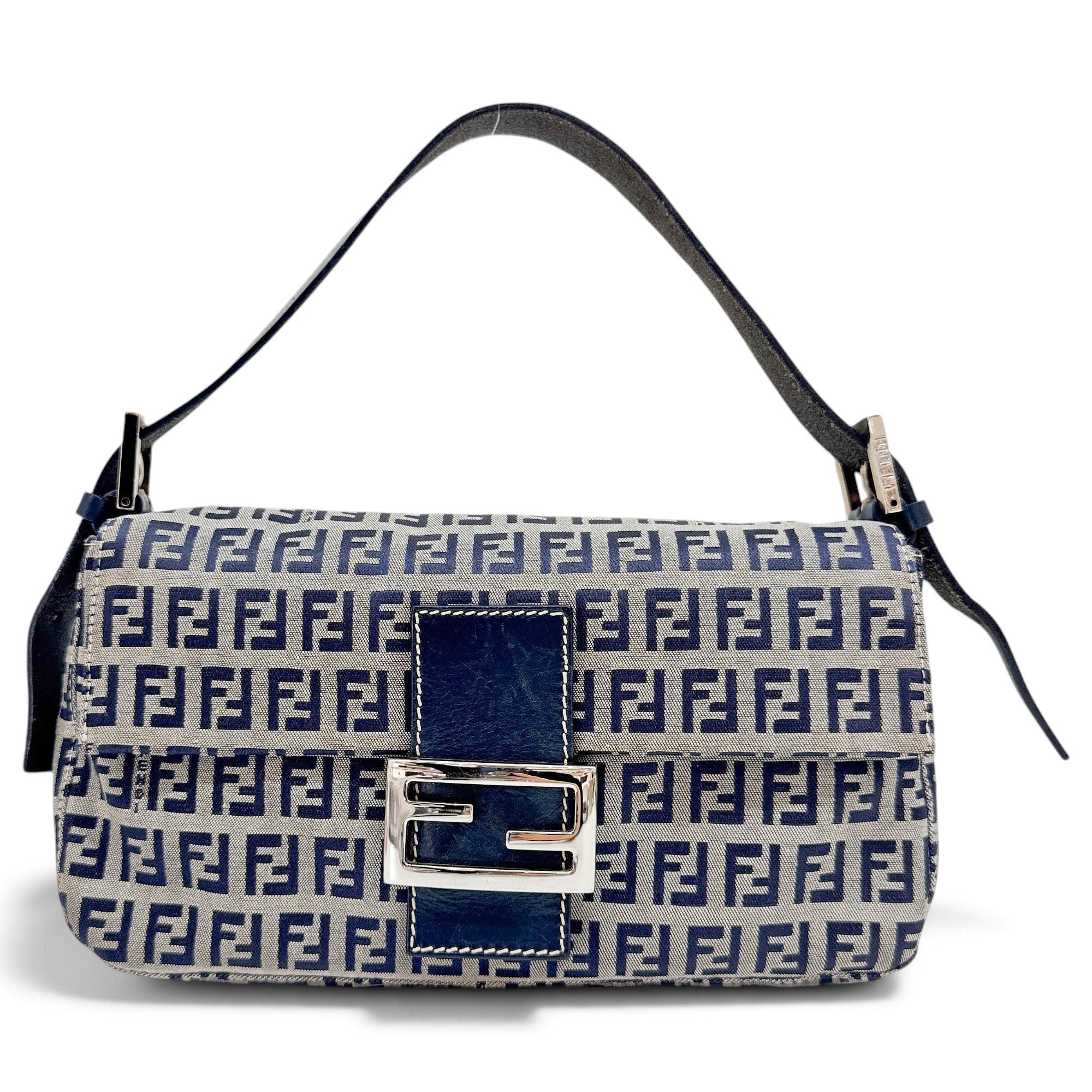 Baguette cloth handbag