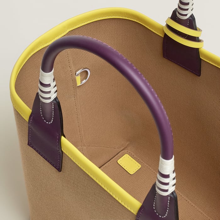 Steeple 25 Bag