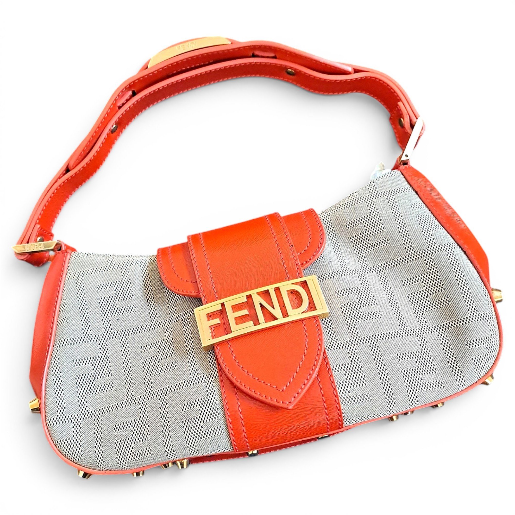 Baguette leather handbag