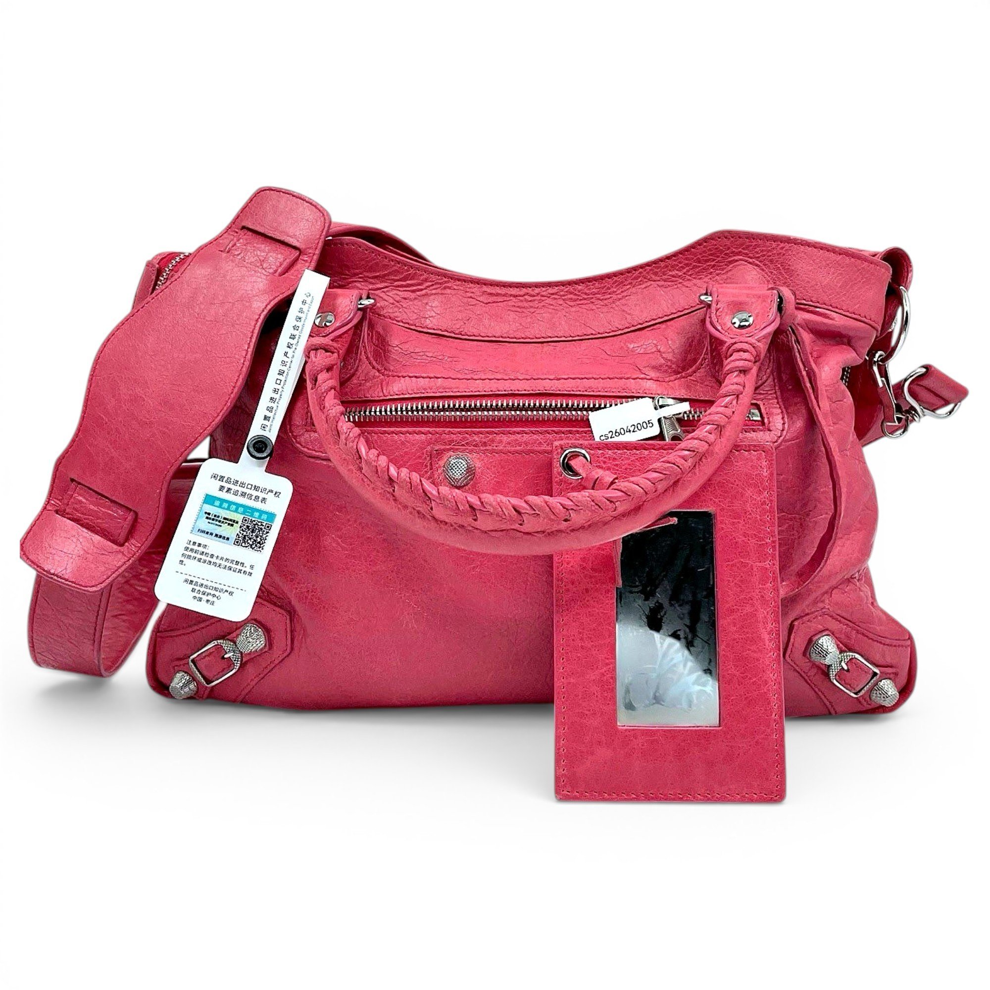 City leather crossbody bag