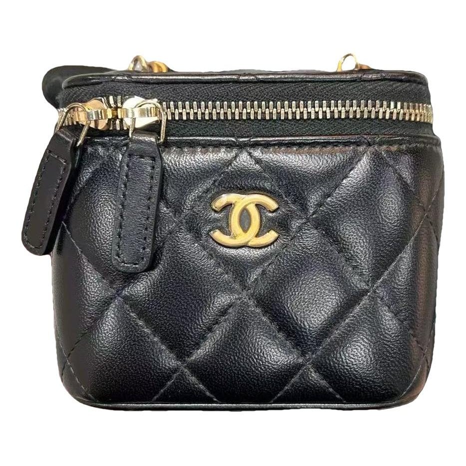 Trendy CC Vanity leather handbag