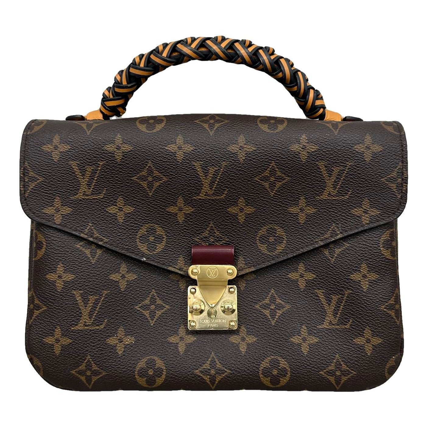 Metis leather handbag