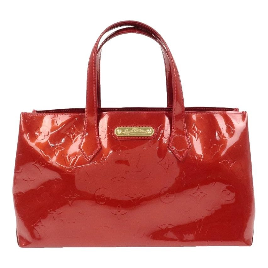 Patent leather handbag
