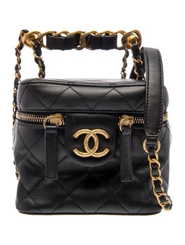 Chain Bar Vanity Case