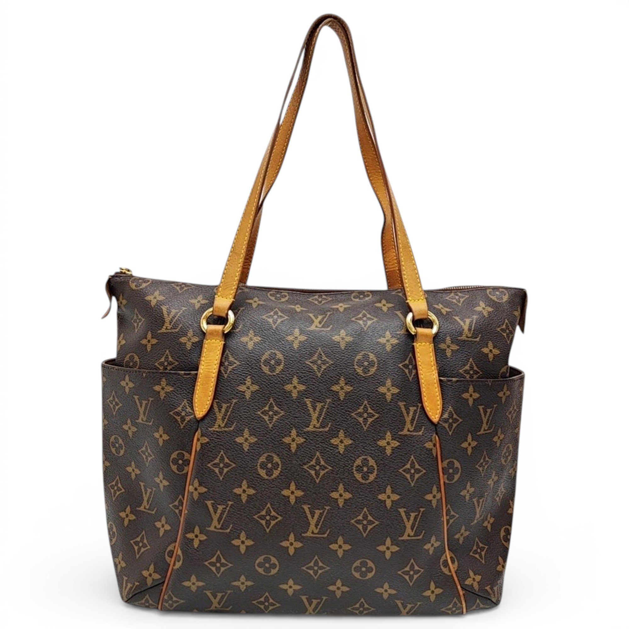 Totally leather handbag