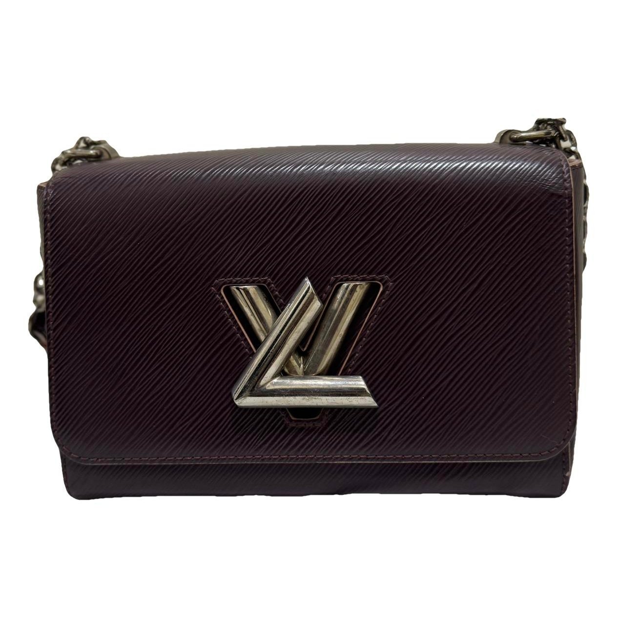 Twist leather crossbody bag