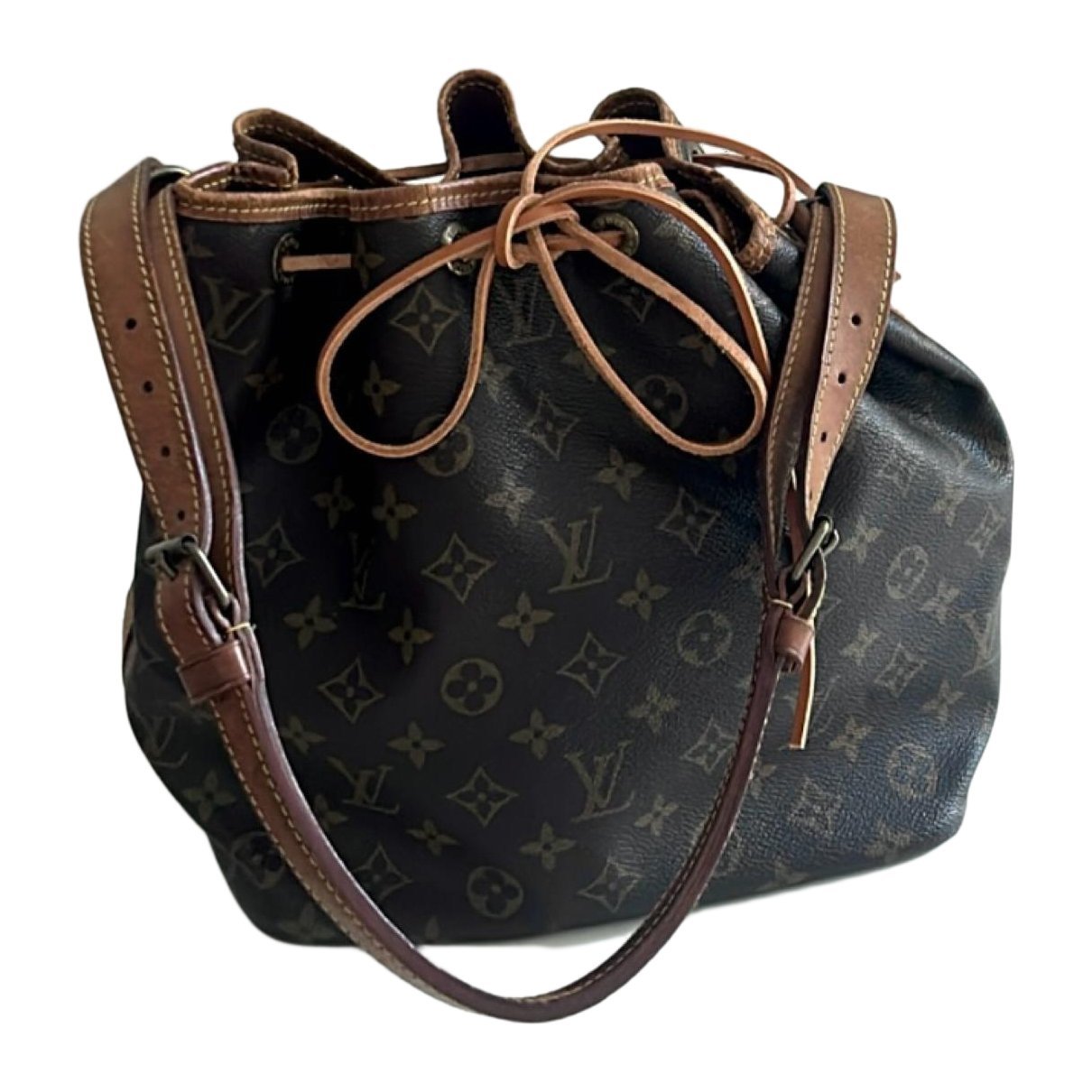 Noé leather handbag