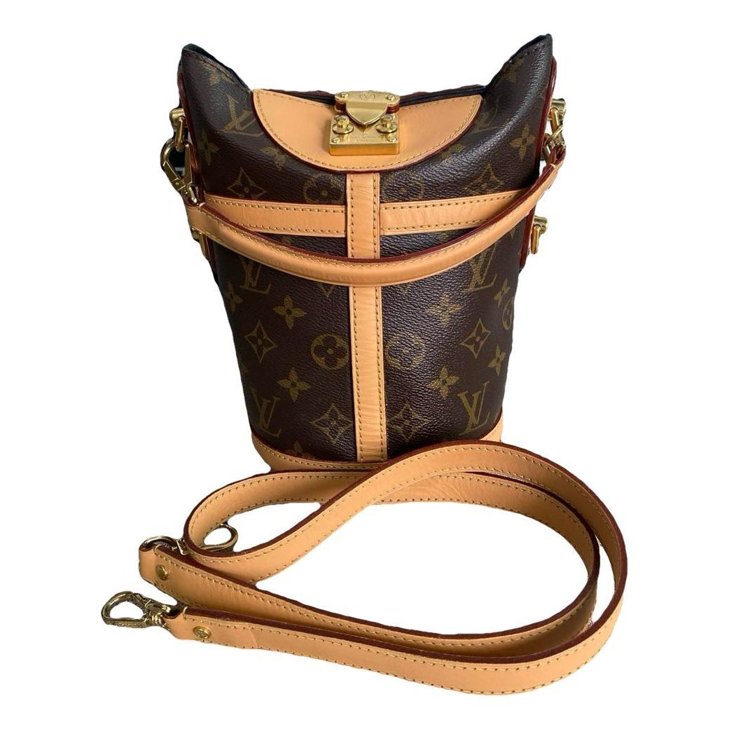 Duffle leather handbag