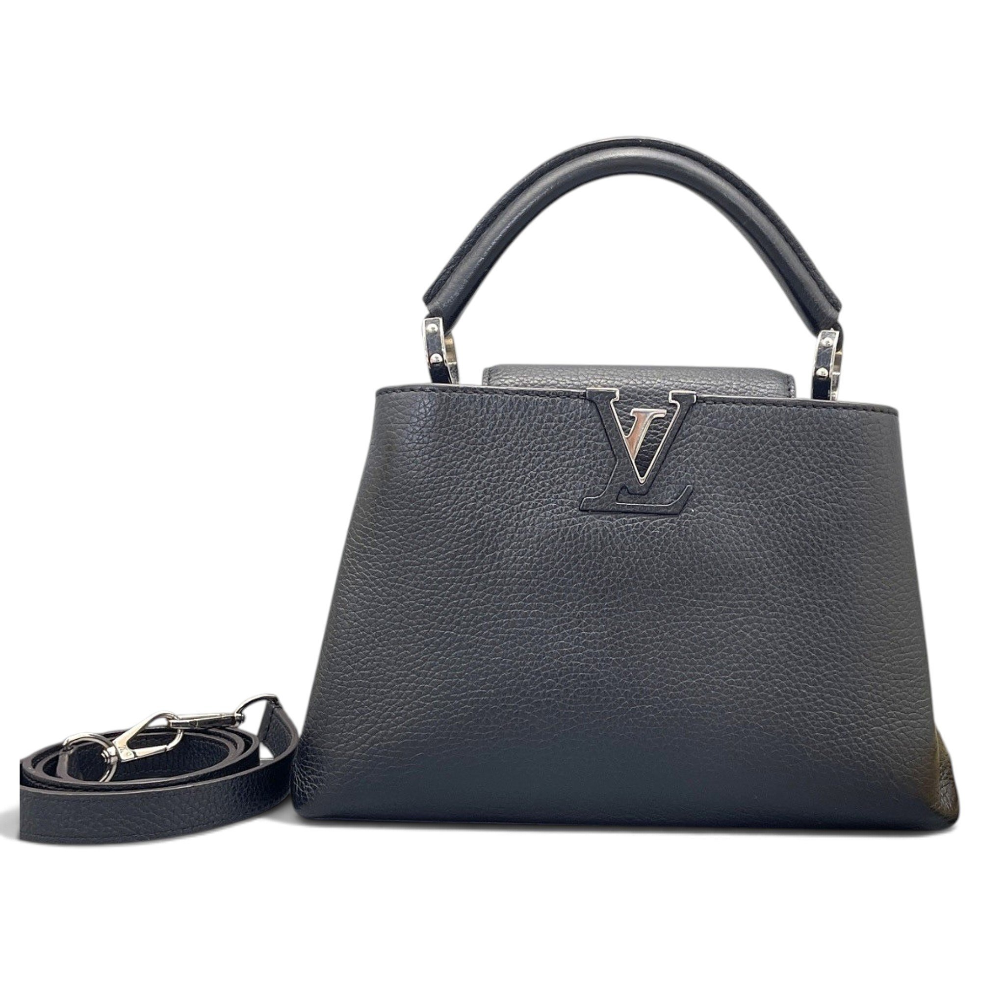 Capucines leather handbag