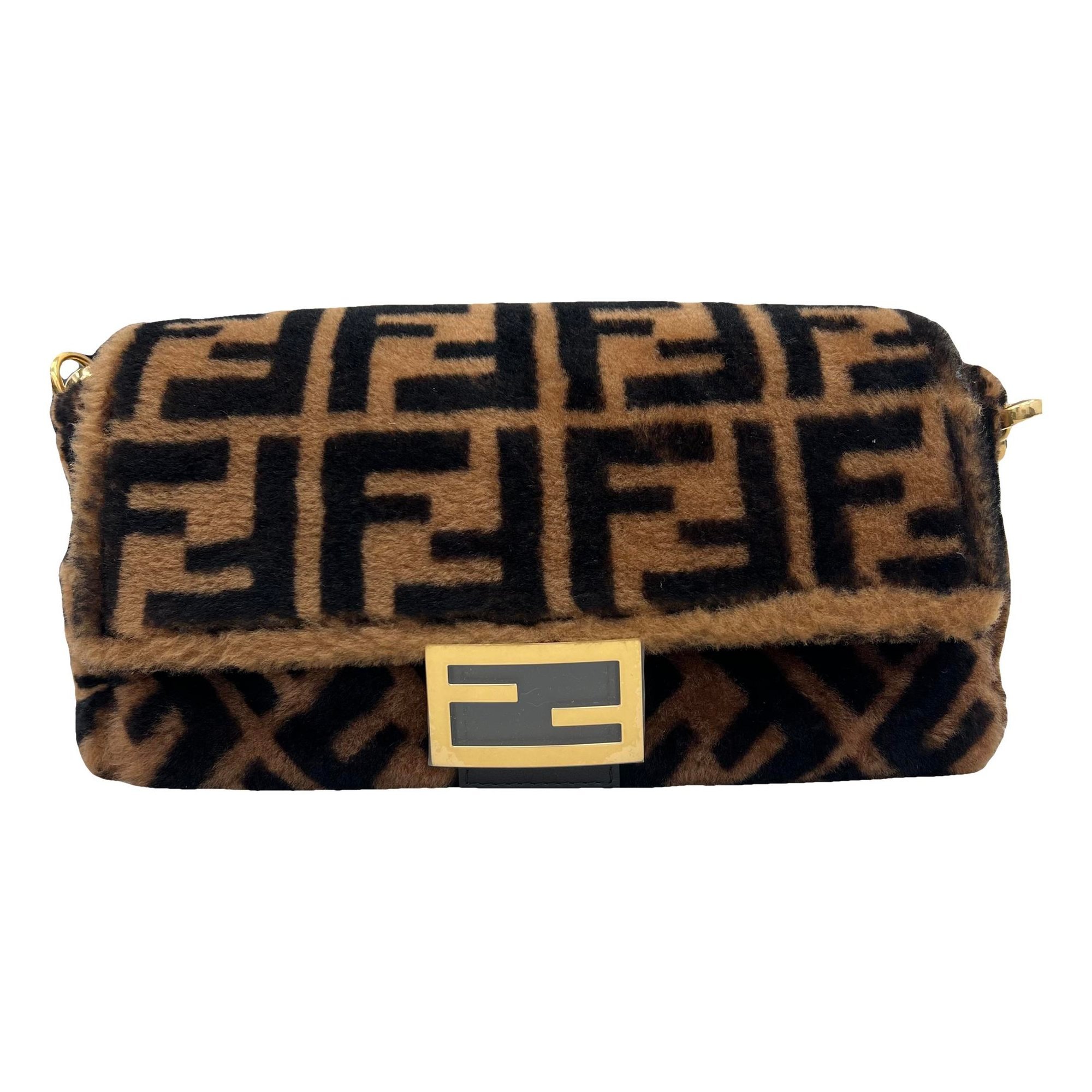 Baguette leather handbag