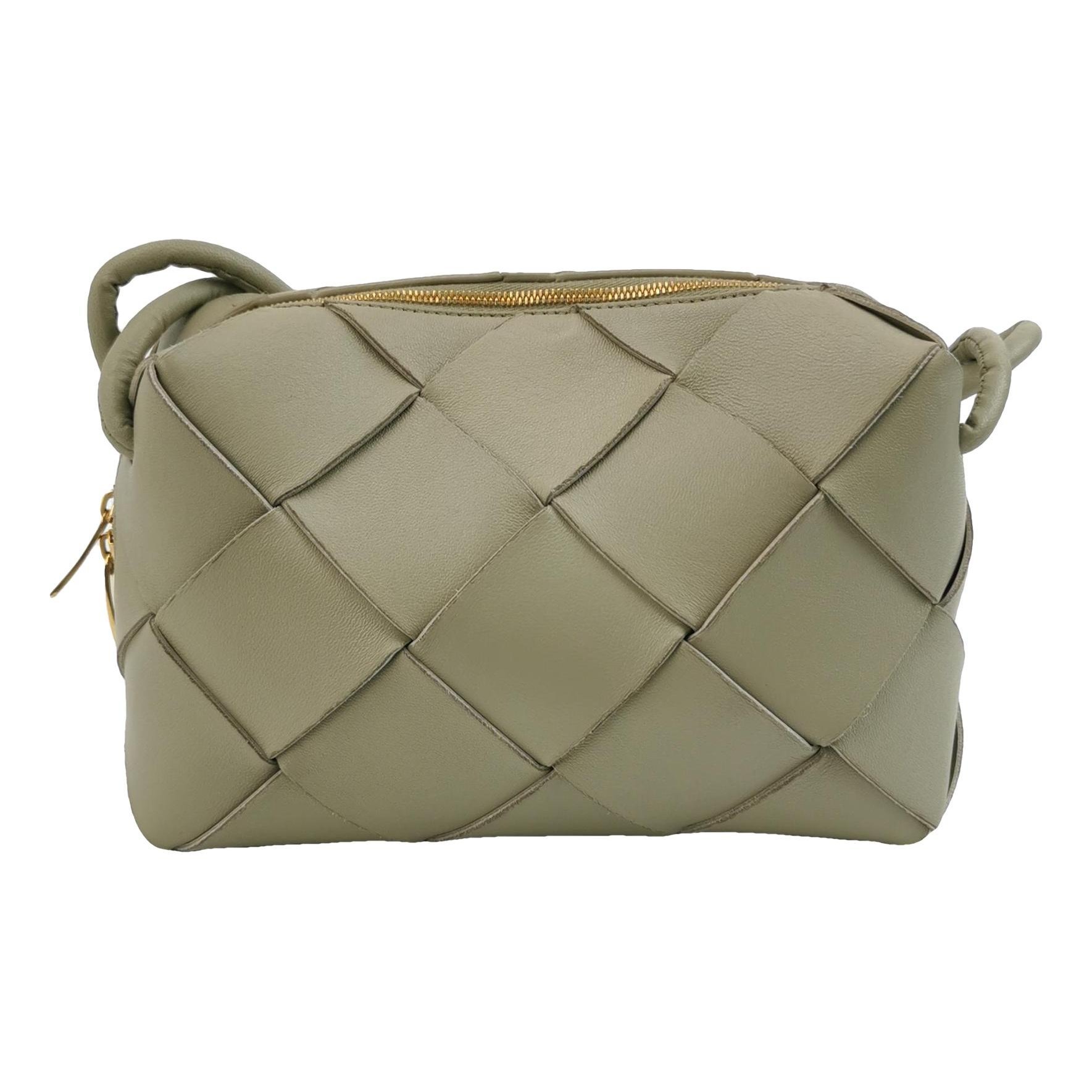 Cassette leather handbag