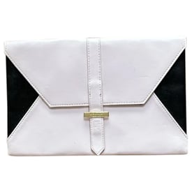 Nina Ricci Leather clutch bag