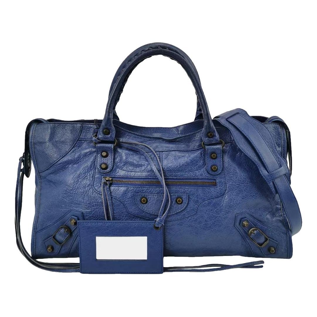City leather handbag