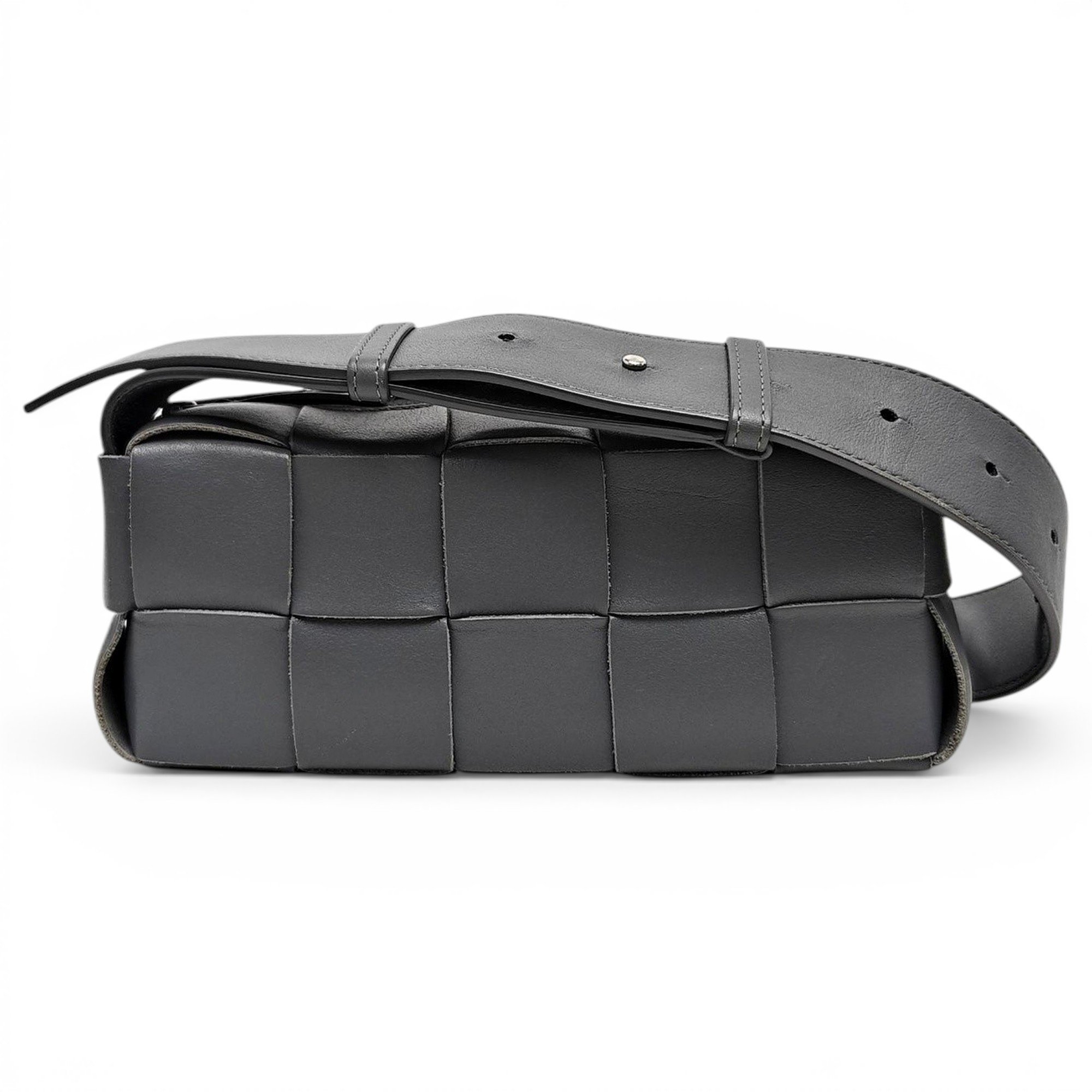 Brick Cassette leather handbag