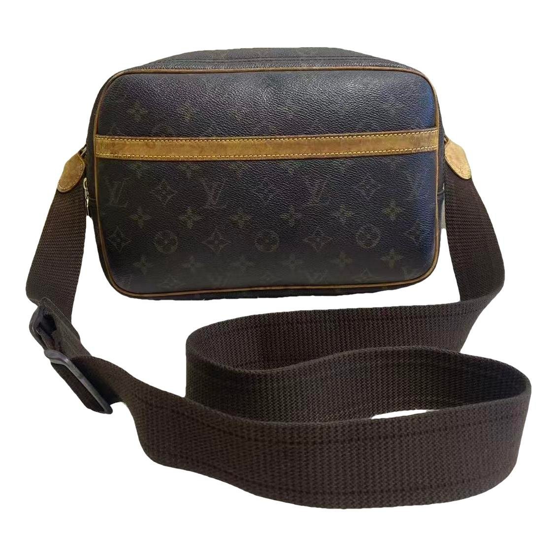 Reporter leather crossbody bag
