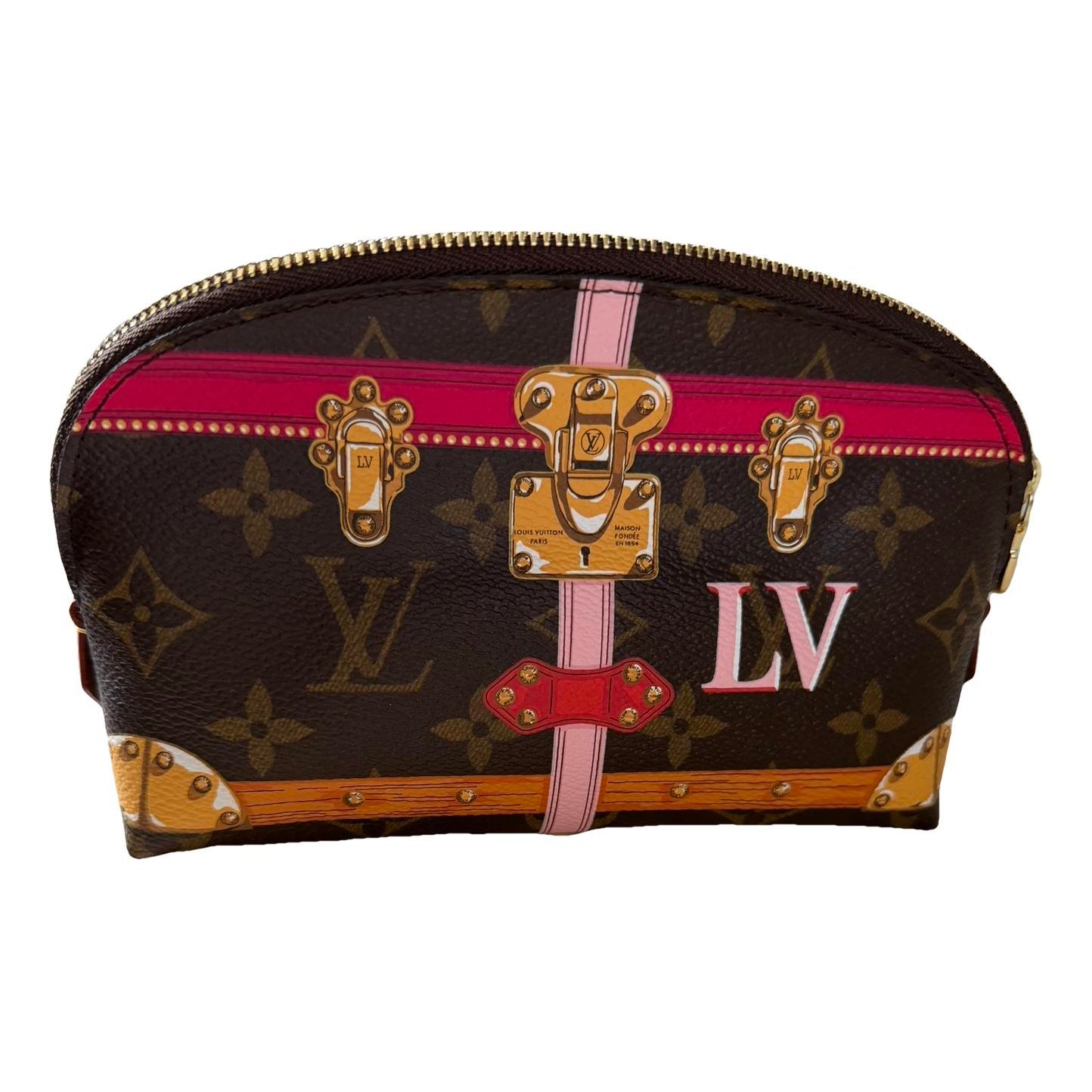 Weekend leather clutch bag