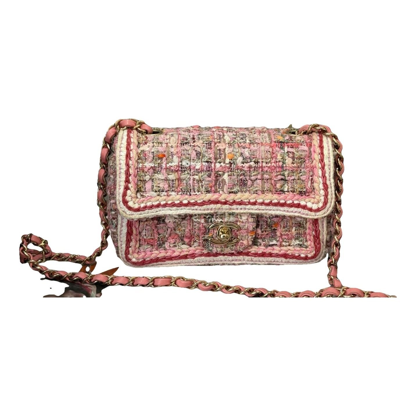 Timeless/Classique tweed crossbody bag