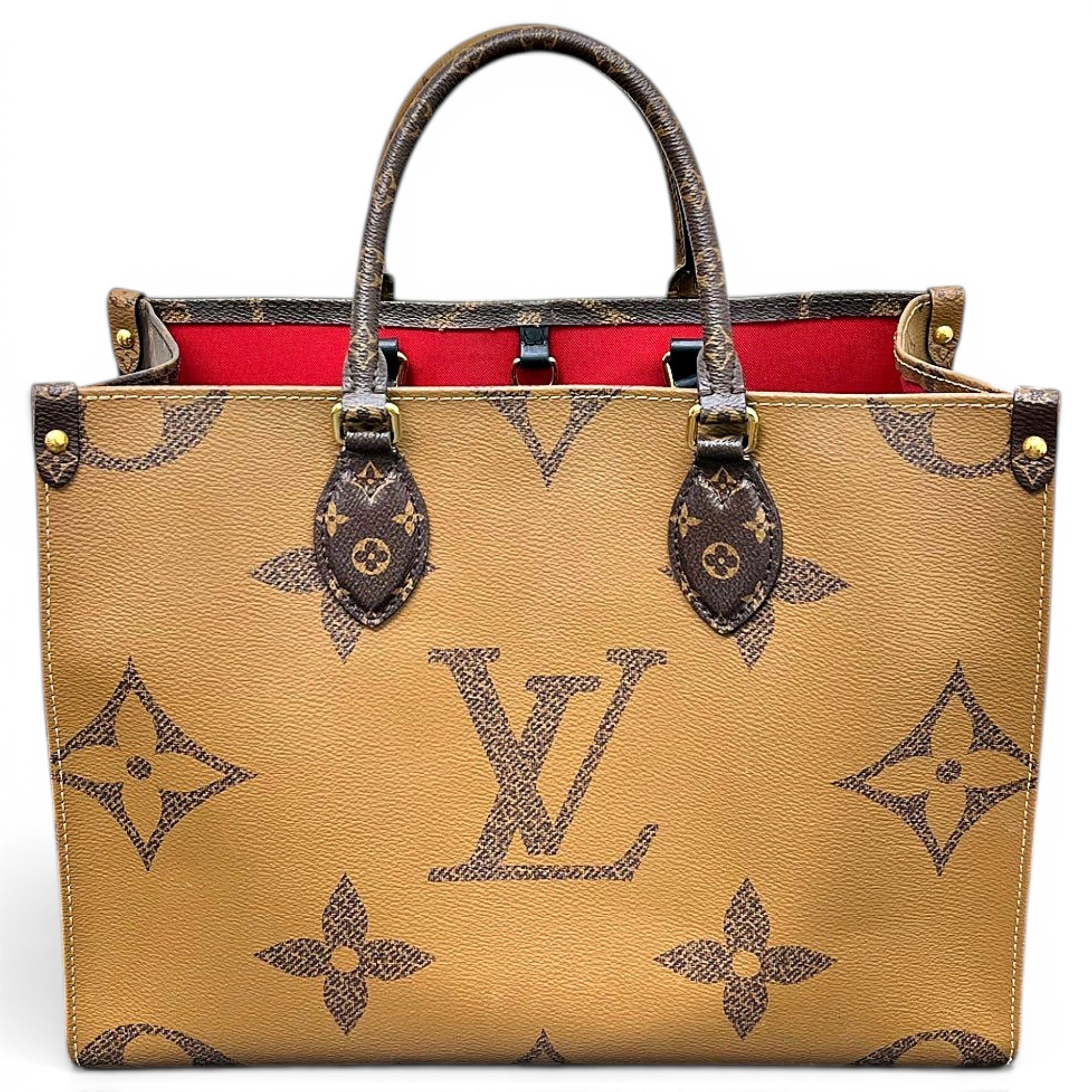 Onthego leather handbag