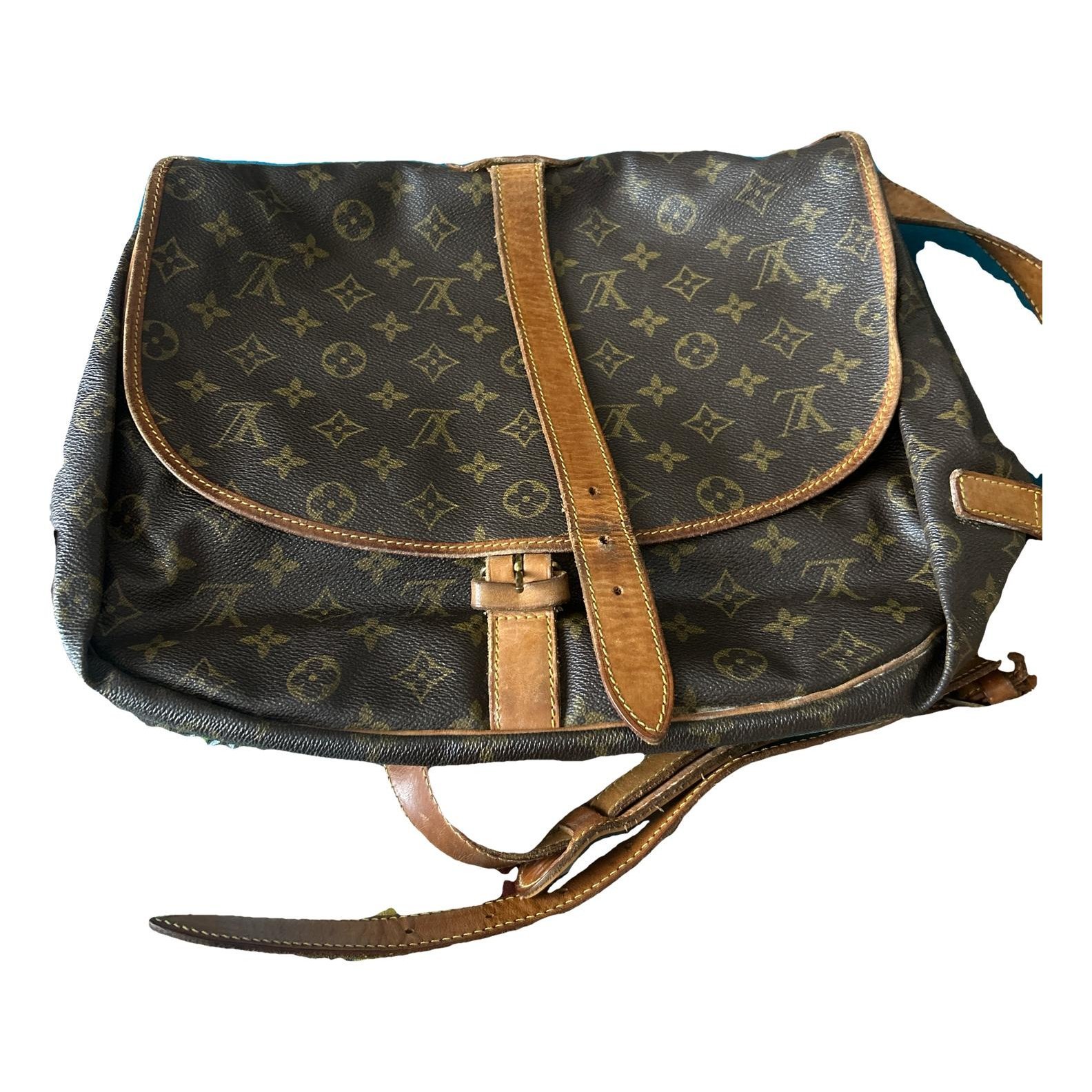 Saumur leather crossbody bag